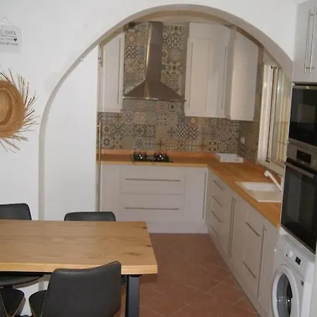 Holiday home With Views